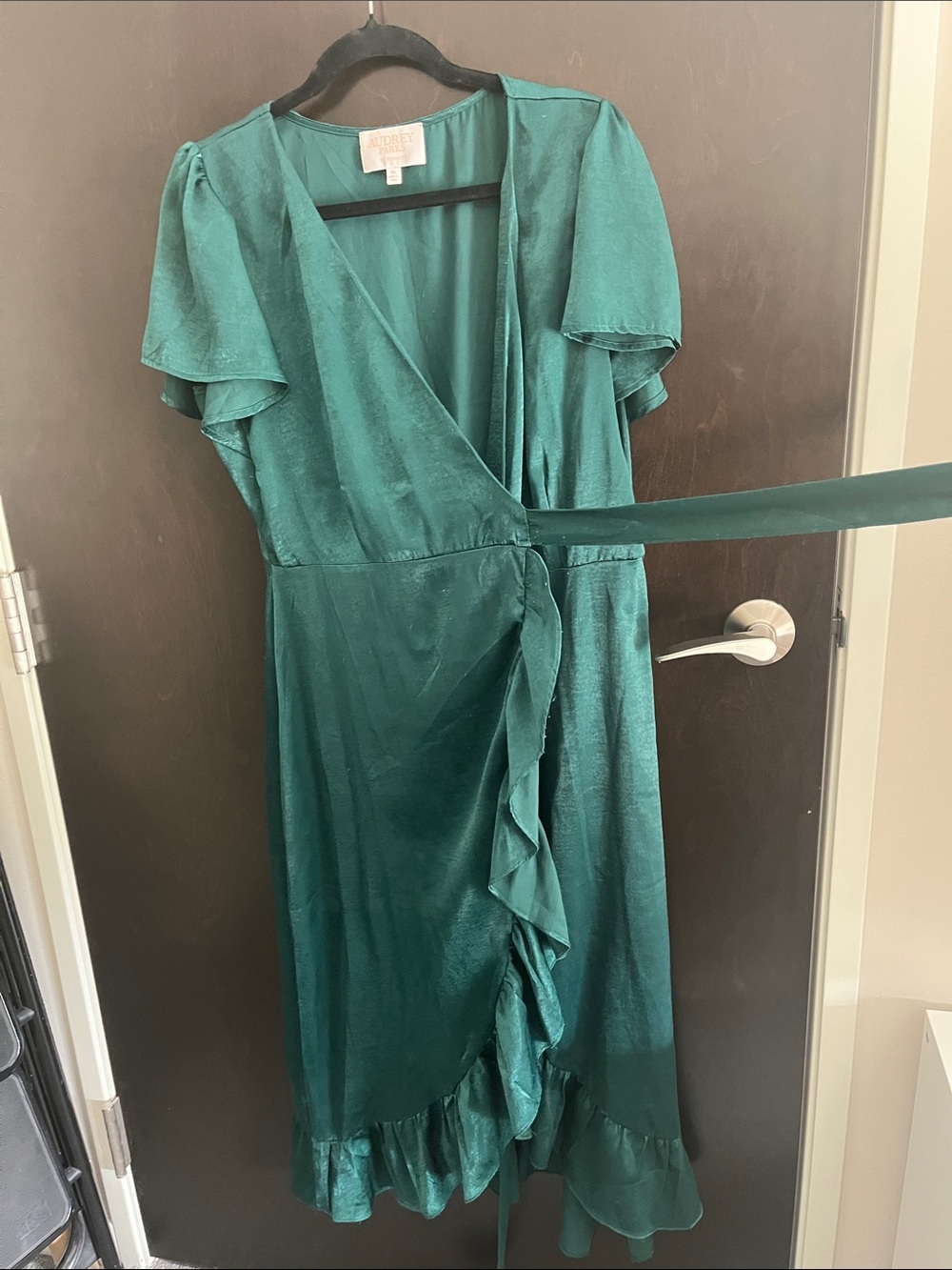 Francesca’s Audrey Parks Dark Green Green Wrap Midi Dress